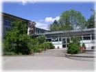 Schule von außen
